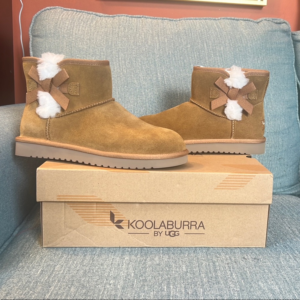 Koolaburra Tan and White Suede Boots with Minimalist Design